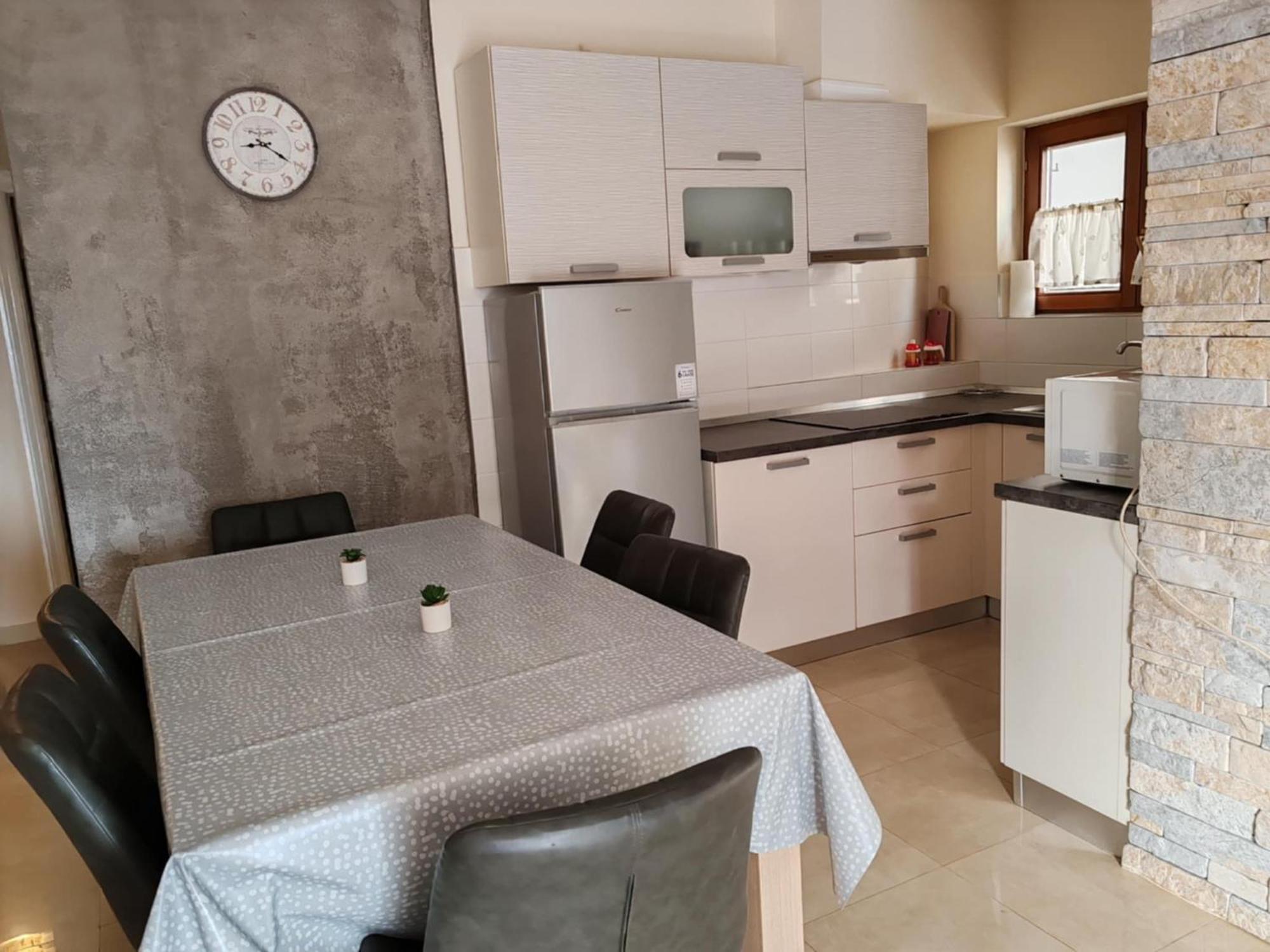 Apartments Bosana XIV بيوغْغاد نا موغو المظهر الخارجي الصورة